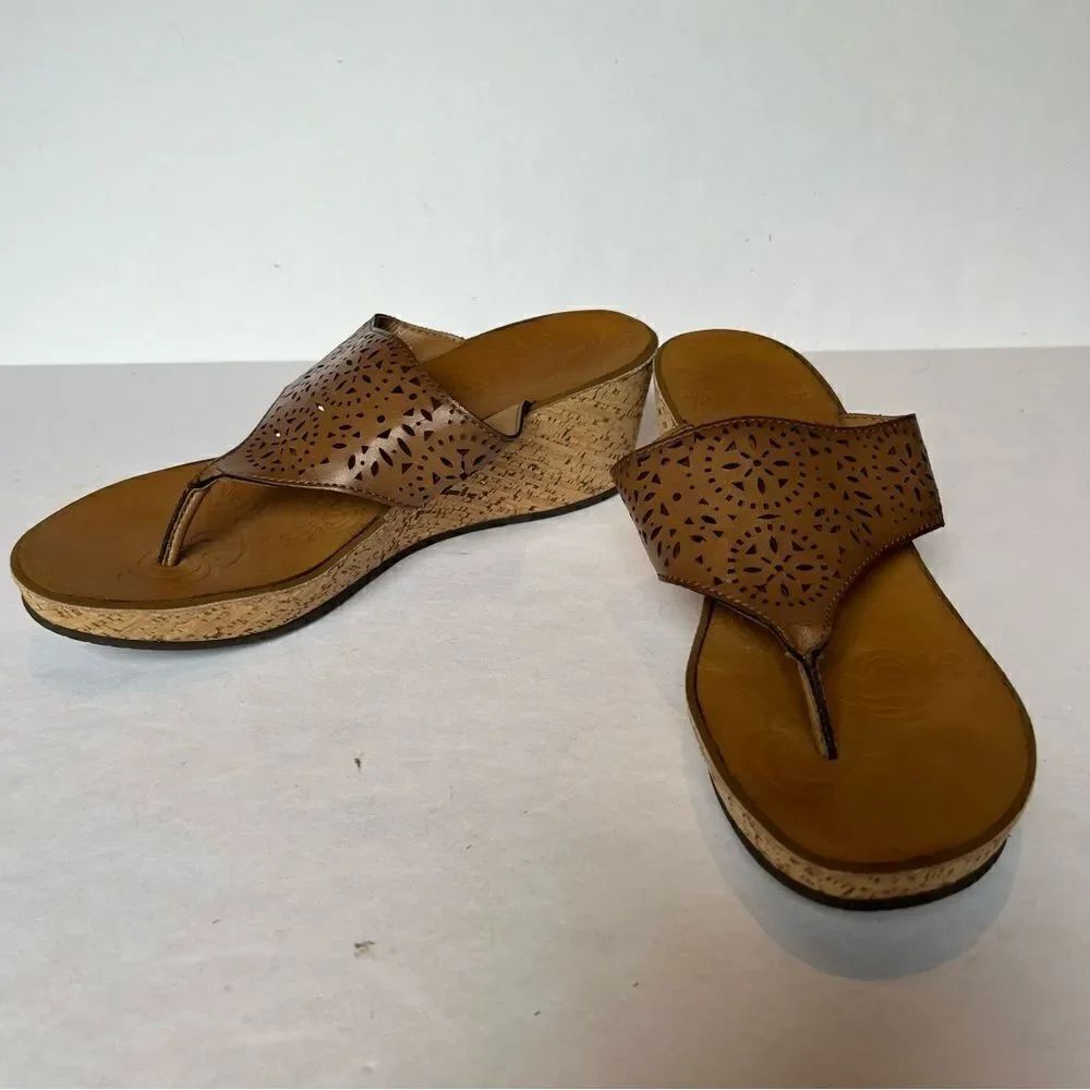 Clarks Women's Heeled Cork Wedge Sandals Cut Out Light Brown Size 9M